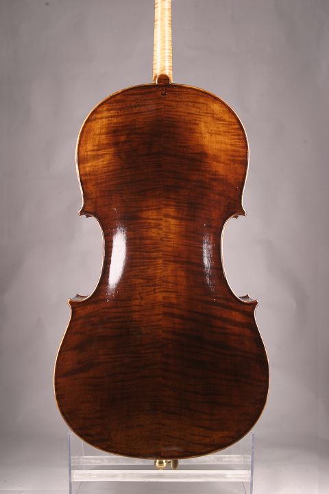 Leonhardt Rainer W. -Mittenwald anno 2021 - "Das kleine Schwarze" -7/8 Cello - C-222